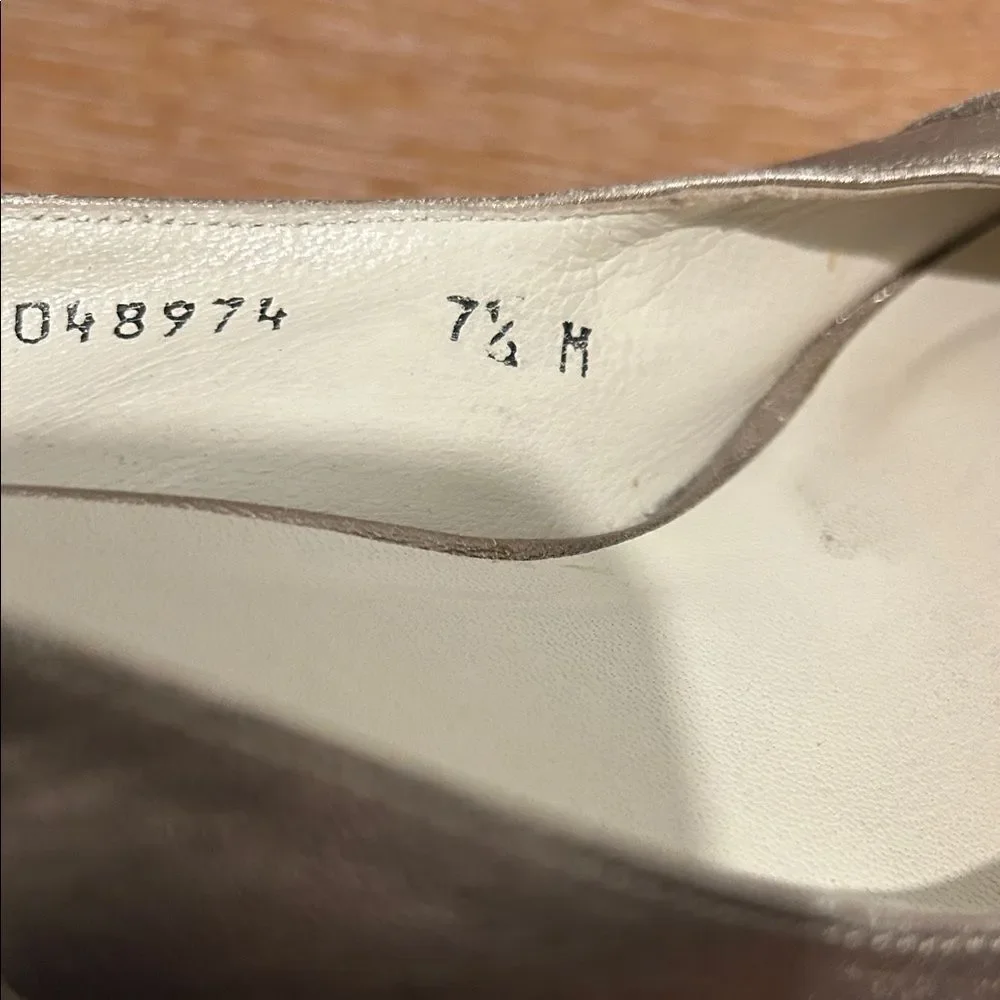Stuart Weitzman Metallic Wedge Sandals, Size 7.5 - Picture 14 of 16